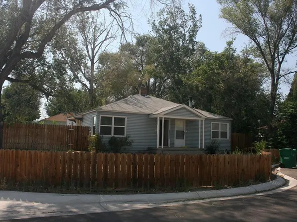 90 Barker Cir, Reno, NV 89503