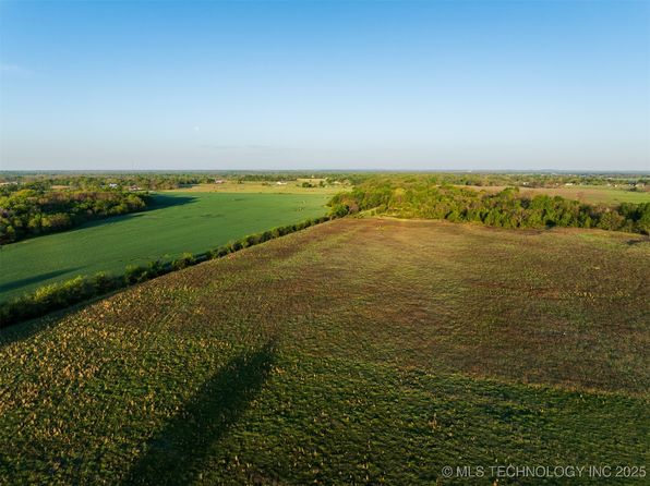 9 S 260th Rd, Wagoner, OK 74467