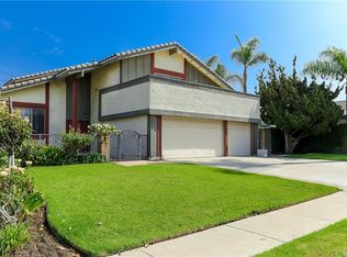 6059 E Constantine Rd, Anaheim, CA 92807