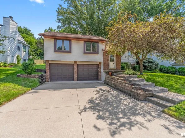 4809 Taylor St, Davenport, IA 52806