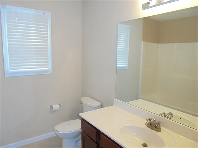 5600 Gateswalk Ln — Photo 15