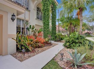 918 Spoonbill Cir, Weston, FL 33326