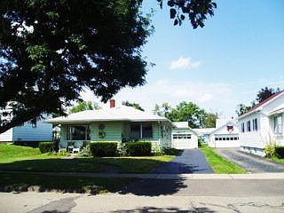 1st image of 105 W McCanns Blvd
