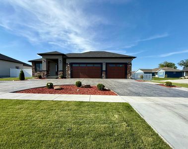 3221 Frahm Ln, Hastings, NE, 68901