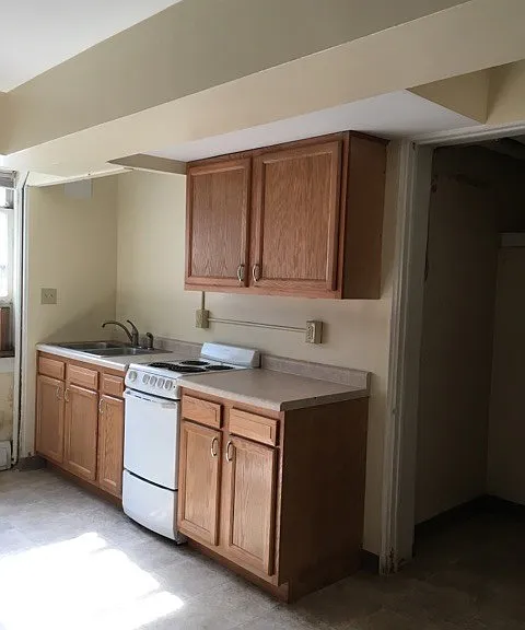 705 W Main St — Photo 11