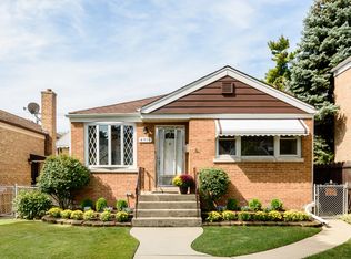 4916 N Melvina Ave, Chicago, IL 60630