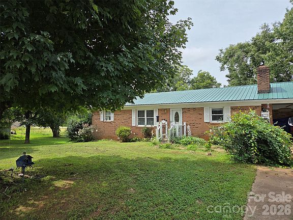 2nd image of 1743 Baber Rd