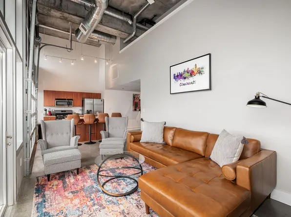 353 W 4th St, Cincinnati, OH