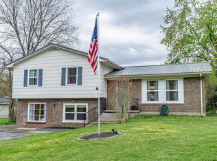 112 Parkside Cir, Vine Grove, KY 40175