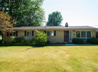 858 Nagle Rd, Erie, PA 16511