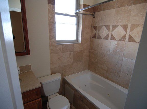 3rd image of 2516 W North Shore Ave APT 2