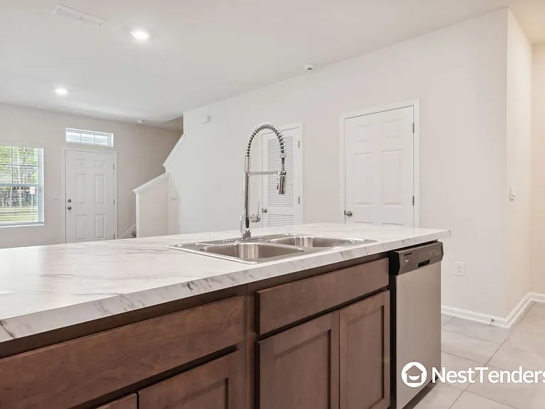 75530 Harvester St — Photo 10