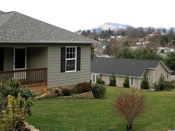 2nd image of 119 Hayfield Dr