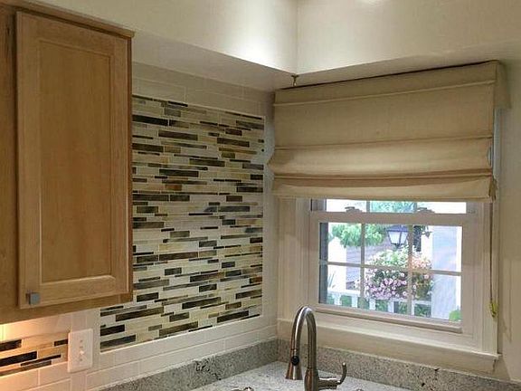 5th image of 2907 S Woodstock St #1