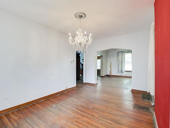 2nd image of 3802 Connecticut St