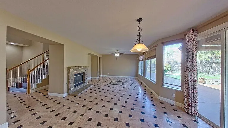 1692 Woodhaven Cir — Photo 64