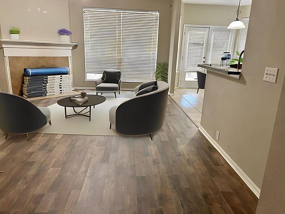 4th image of 10308 Tadpole Dr