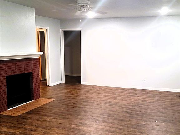 4th image of 1000 Hereford St