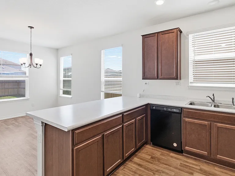 245 Blacktail Dr — Photo 6