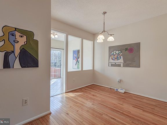 4th image of 7227 Stover Ct