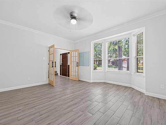 5th image of 11 Ginger Bay Pl
