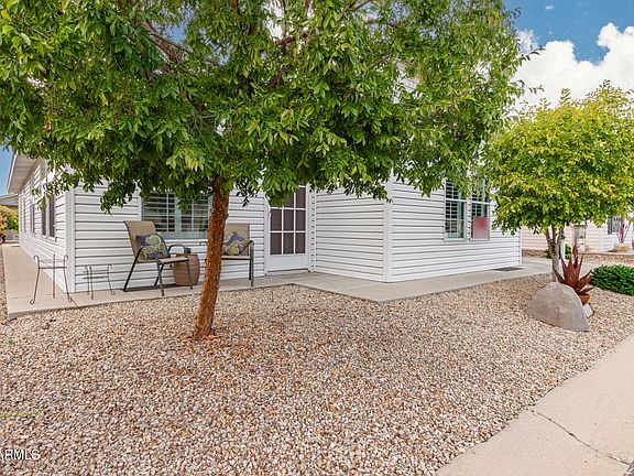 4th image of 3301 S GOLDFIELD Road #2004
