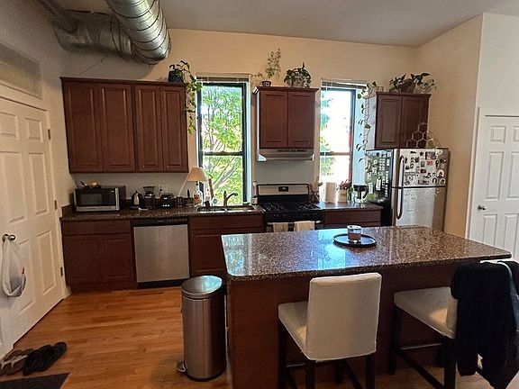 2nd image of 2559 W North Ave #2F