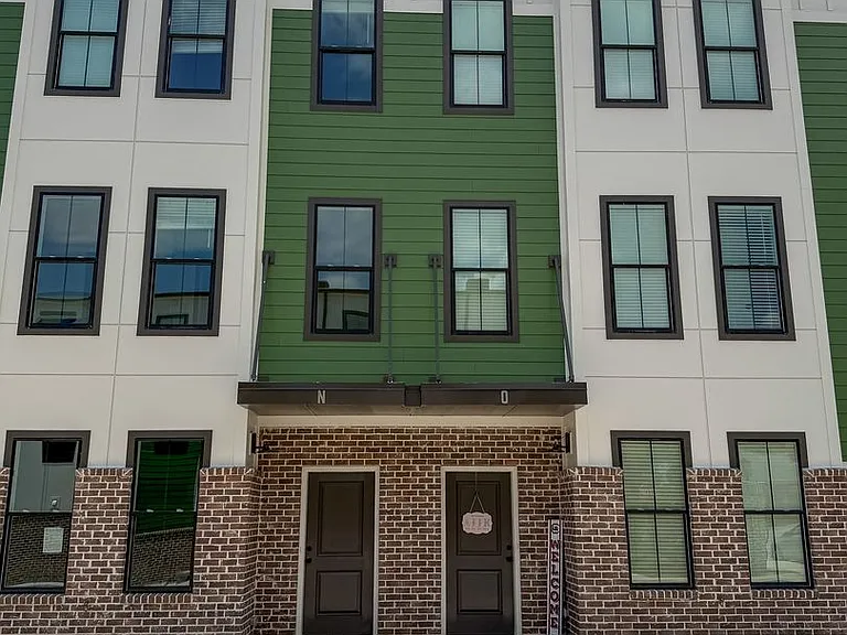609 S Edisto Ave #I — Photo 2