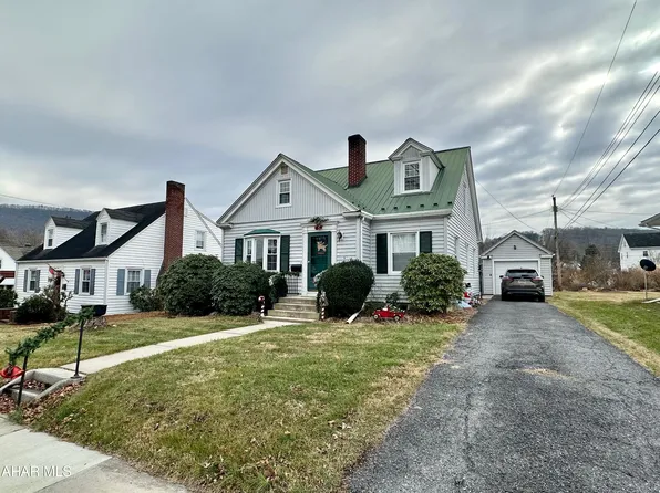 127 Barclay St, Bedford, PA 15522