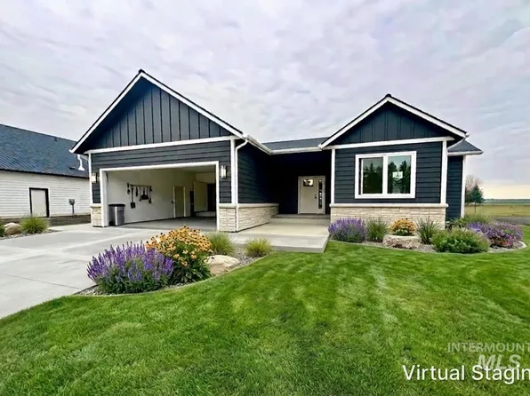 516 Maple Ct, Genesee, ID 83843