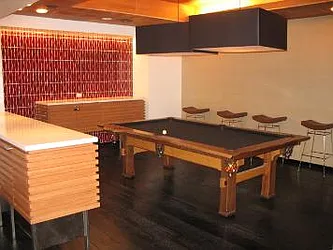 Rented by R New York