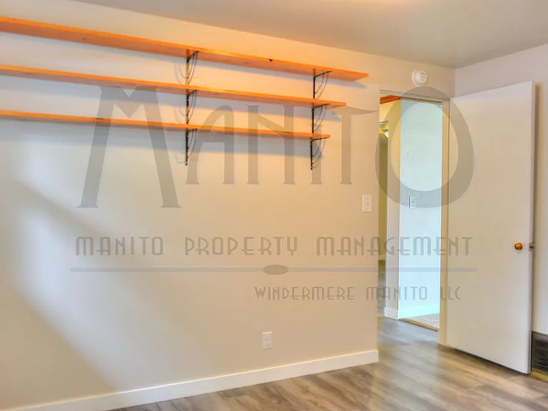 1654 E Decatur Ave — Photo 14