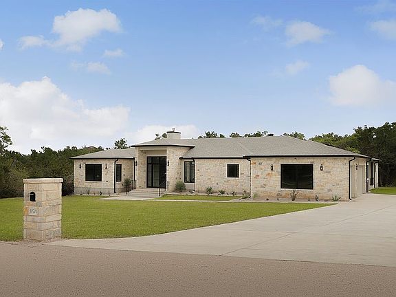 4th image of 10701 Oak Valley Ct