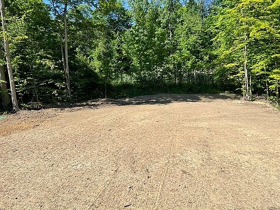 5th image of 10900 Scranton Woods Trl