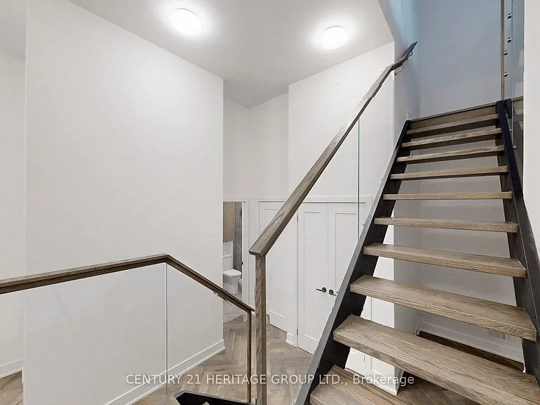 8888 Yonge St #103-L/W — Photo 19