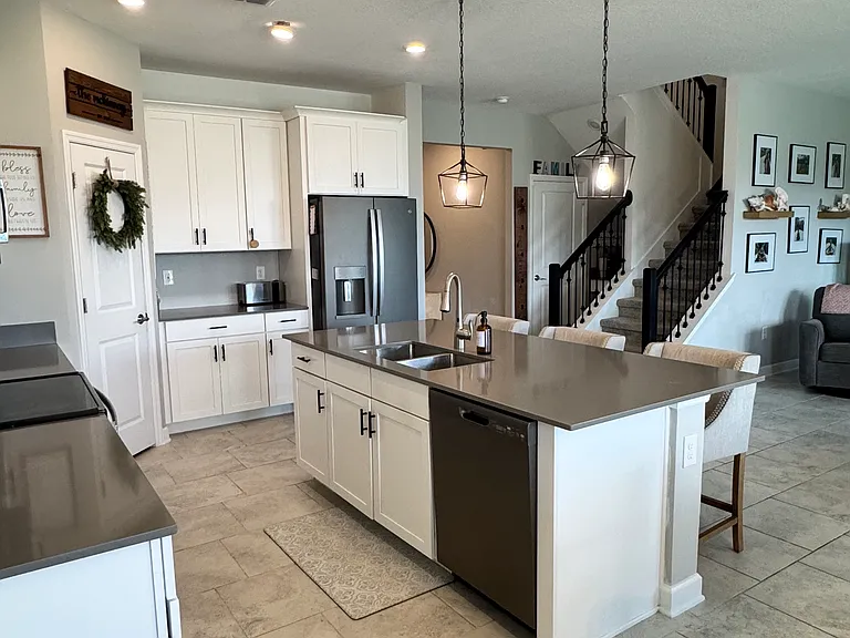 5037 Bessie Ct — Photo 14