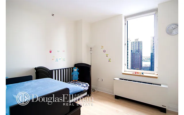 Rented by Douglas Elliman | media 25