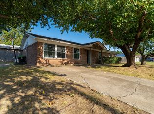 523 N Church St, Pilot Point, TX 76258