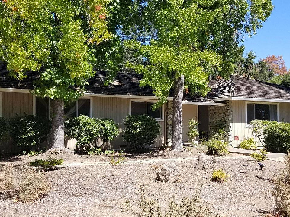 1st image of 19099 Harleigh Dr