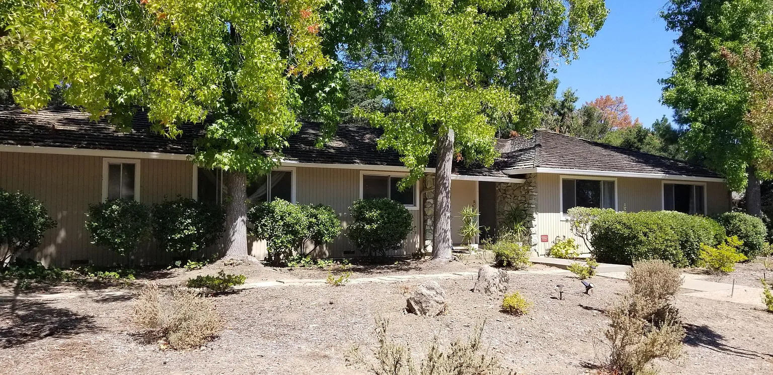 19099 Harleigh Dr photo 1