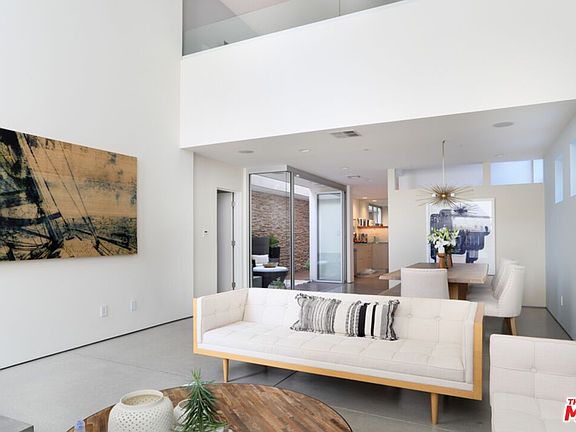 4th image of 27 Paloma Ave