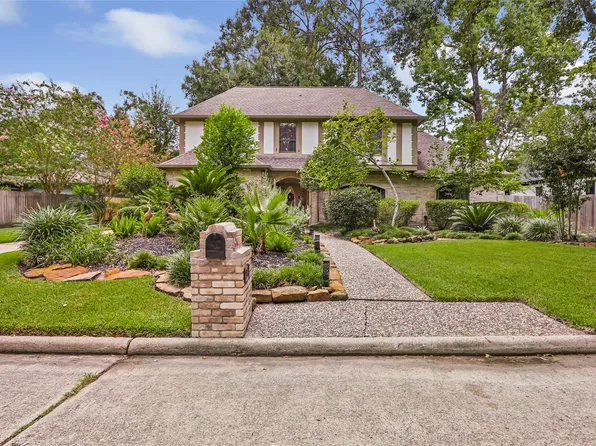 2407 Trail River Dr, Kingwood, TX 77345