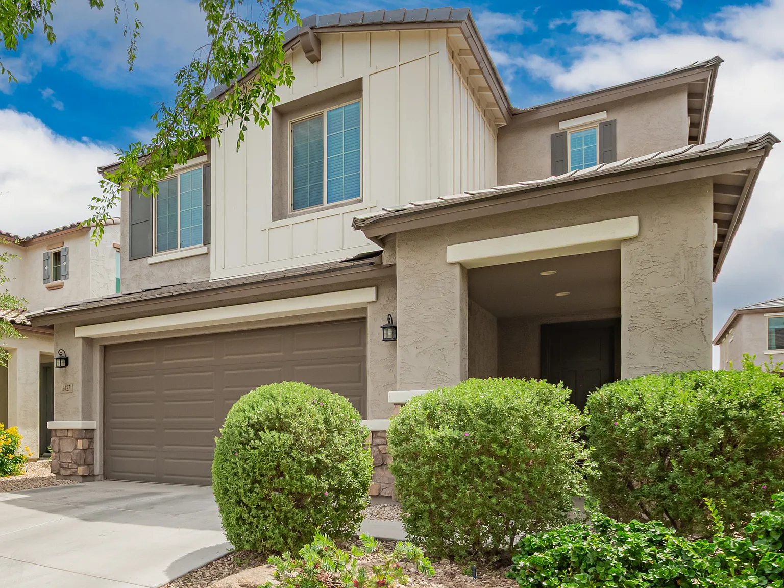 3 bed, 2.5 bath, 1940 sqft, $2,595 — Photo 3