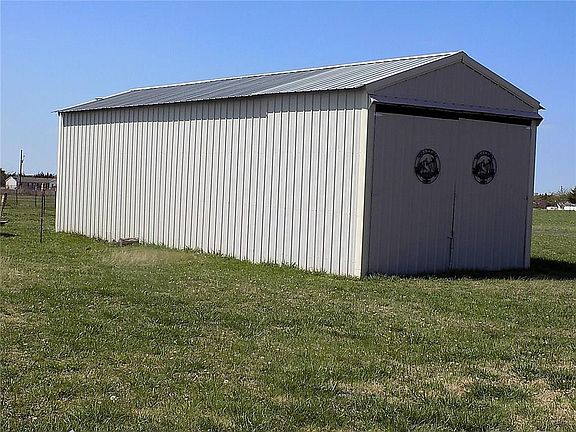 4th image of 796 County Road 2733