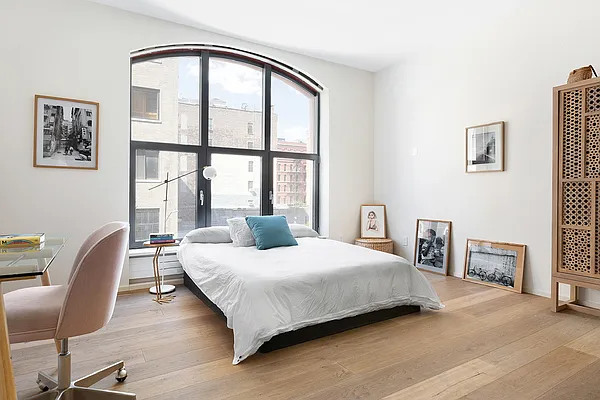 Rented by Compass | media 20