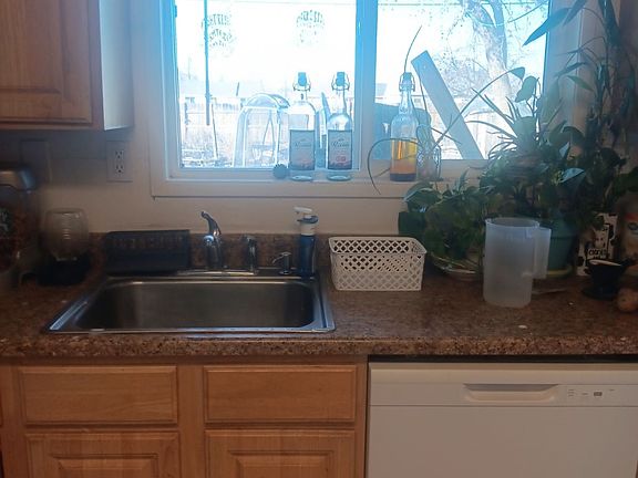 5th image of 8914 Travis Drive #A