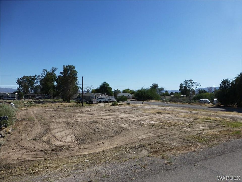2nd image of 2126 E Hackamore Dr