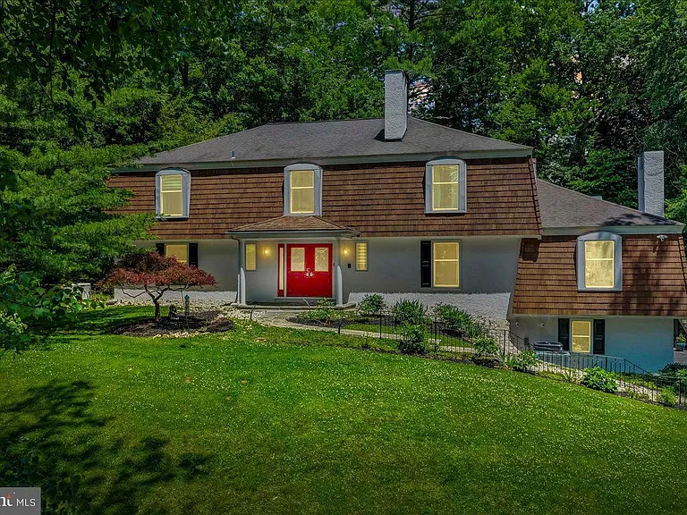 482 Gypsy Ln — Photo 52