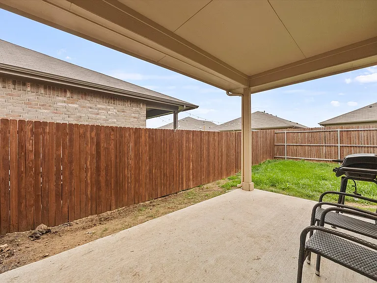1009 Croxley Way — Photo 27
