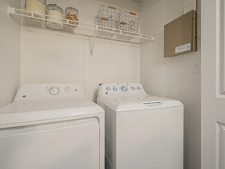 Sterling Point Apartment Homes — Photo 66